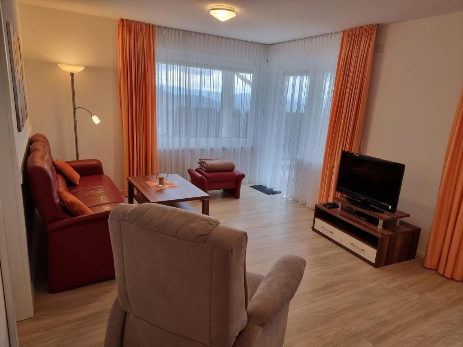 "Schwarzwaldblick" Ferienwohnung 2-4 Pers 65Qm, Schoene Ruhige Suedhanglage Mit Herrl Aussicht Todtnau Exterior photo